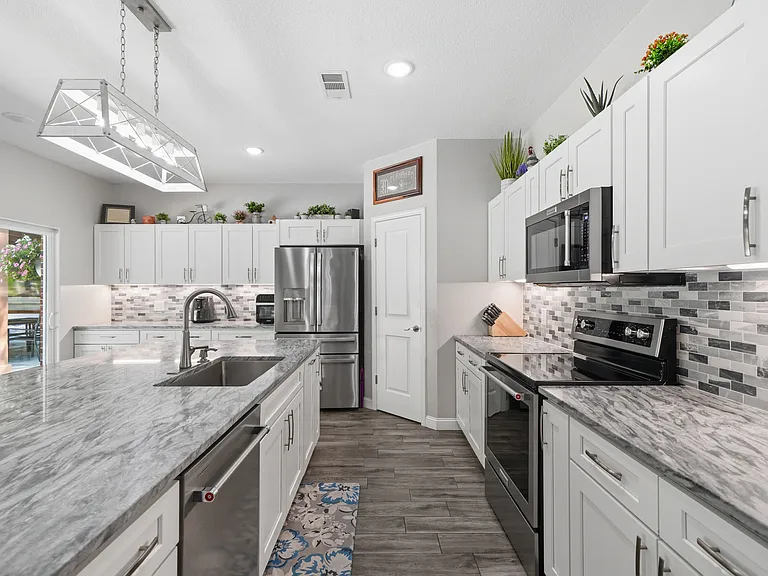 5855 Hunting Meadows Dr — Photo 20