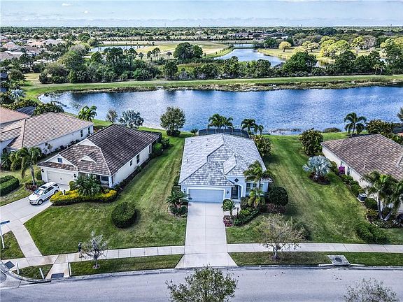 4th image of 1319 Still River Dr