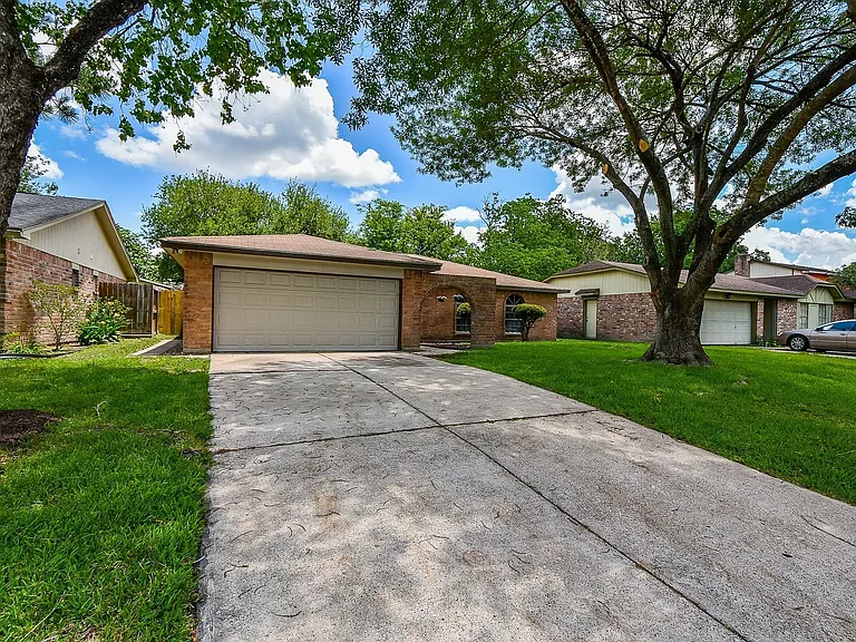 8502 Snowbank Dr — Photo 16