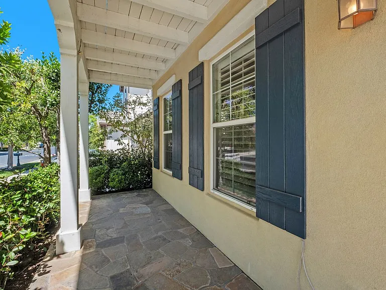 16618 Honeybee Dr — Photo 4