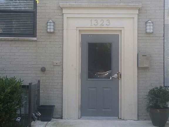 2nd image of 1323 K St SE APT 103