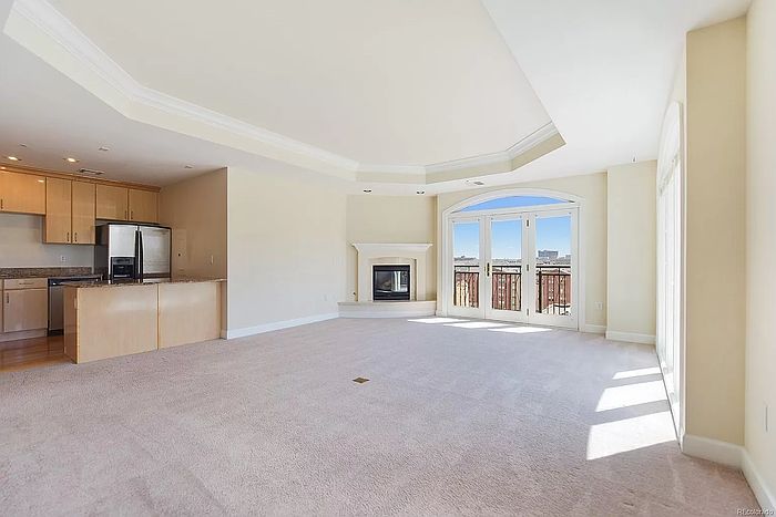 1st image of 1827 N Grant St #3