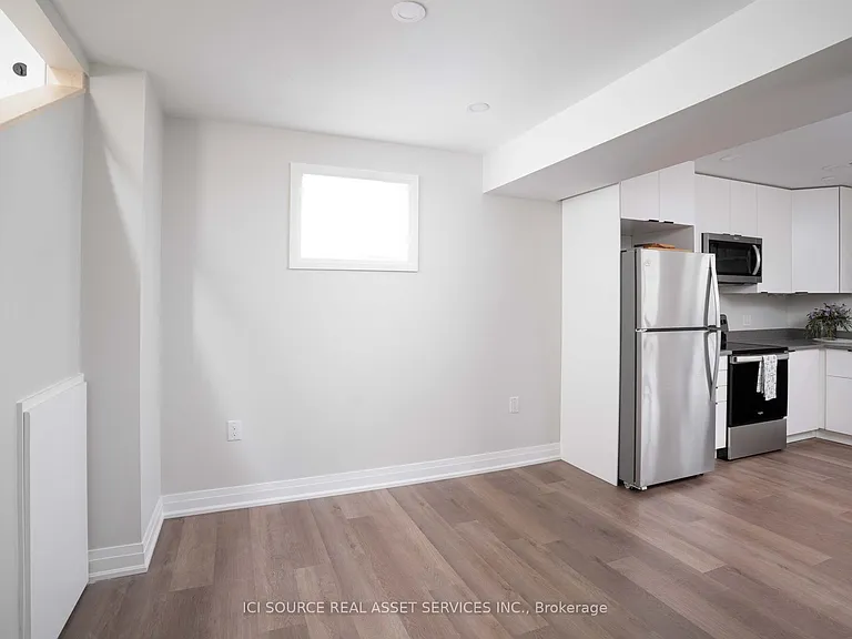 46 Louise Ln #LOWER — Photo 7
