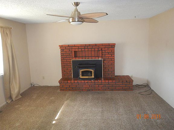 4th image of 3204 Douglas Dr