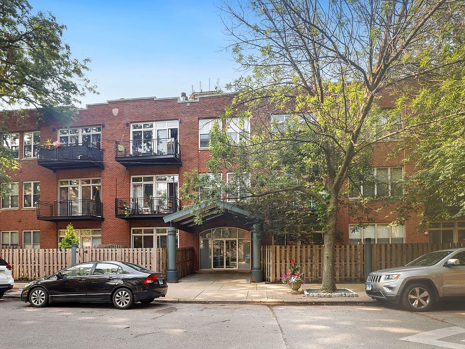 1st image of 2333 W Saint Paul Ave APT 307