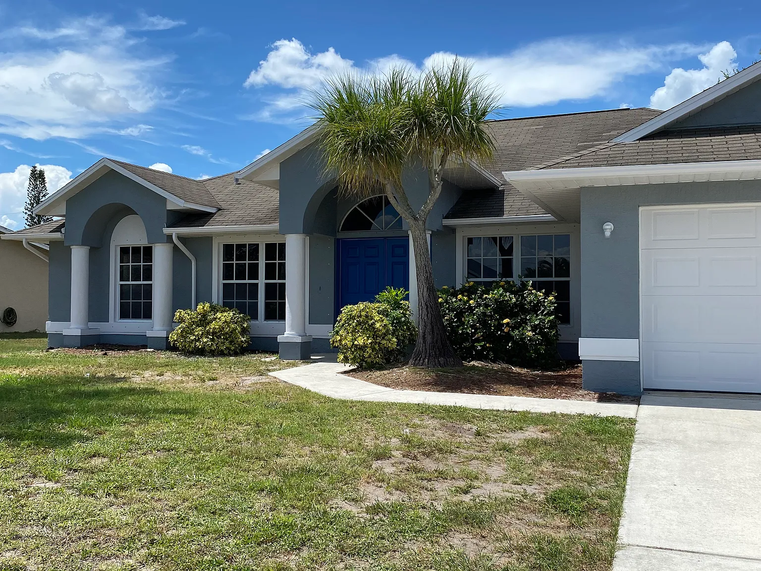 3 bed, 2006 sqft, $2,395 — Photo 1
