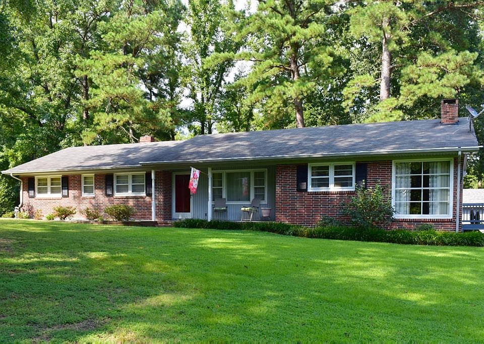 1st image of 119 Marshall Dr