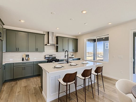 Sweet Magnolia Kitchen - Virtually Staged