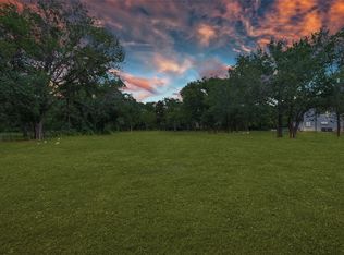 1049 Shady Oaks Dr, Southlake, TX 76092
