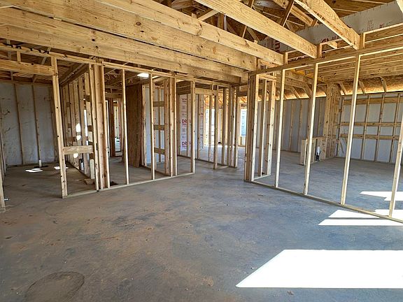 7th image of this home