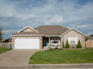 306 N Cheyenne, Clever, MO 65631