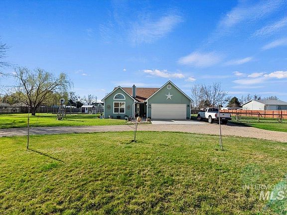 2nd image of 2171 Haw Creek Cir