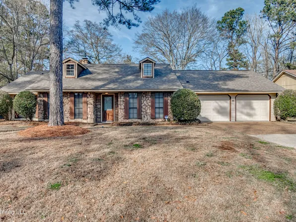 1422 Mossline Dr, Jackson, MS 39211