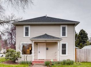 573 SE 6th Ave, Hillsboro, OR 97123