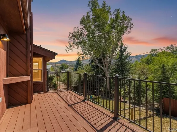 1613 Secrest Street, Golden, CO 80401