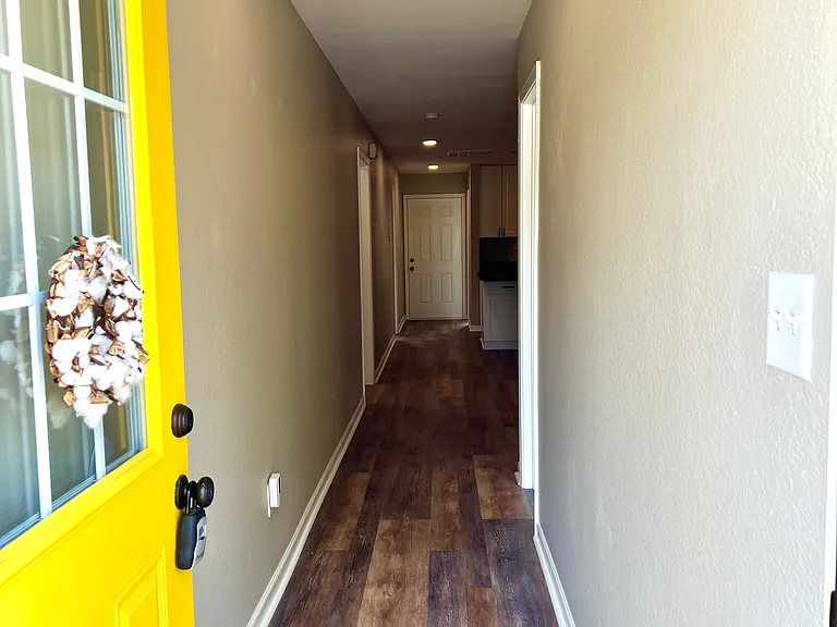 1109 Mechanics Way — Photo 3