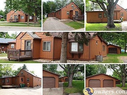 Beautiful starter home with 2 large Out buildings