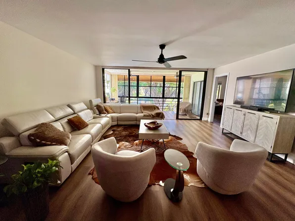 11280 Green Lake Drive #203, Boynton Beach, FL 33437