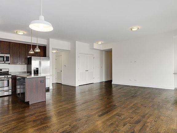 5th image of 3229 S Halsted St #4-N