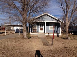 306 N Ridgeland Ave, Fritch, TX 79036