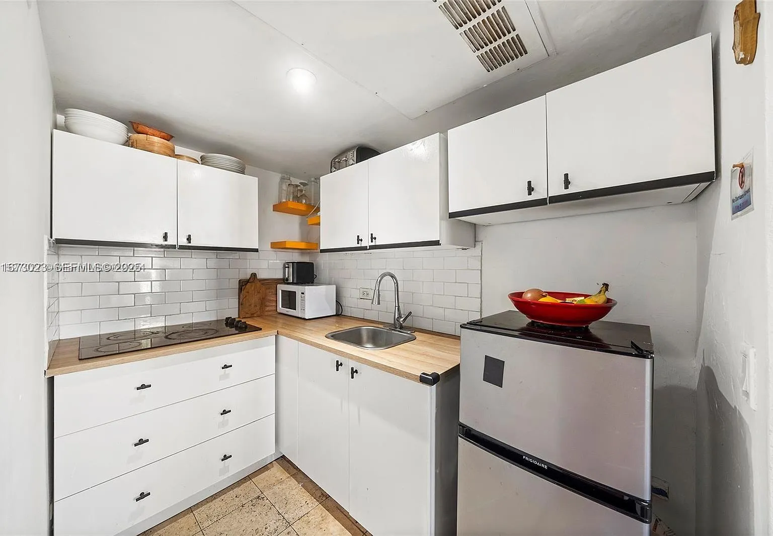 1 bed, 770 sqft, $9,500 — Photo 2