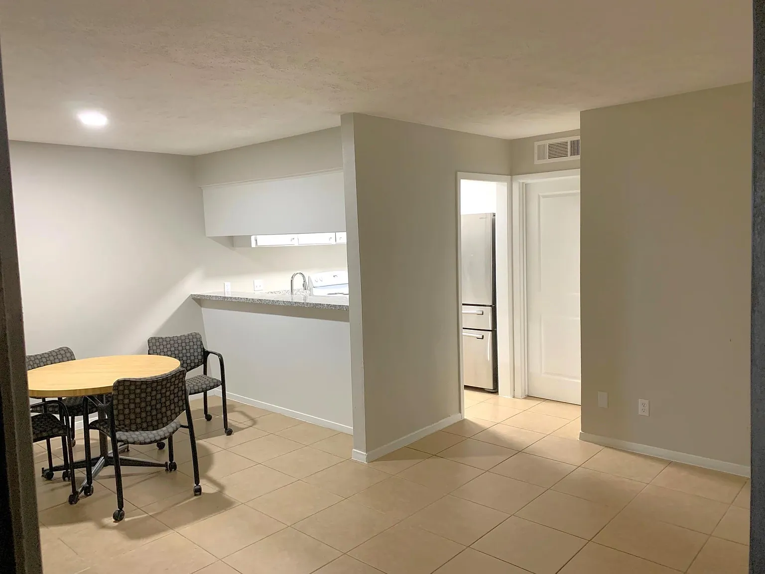 1 bed, 1.0 bath, $1,025 — Photo 1