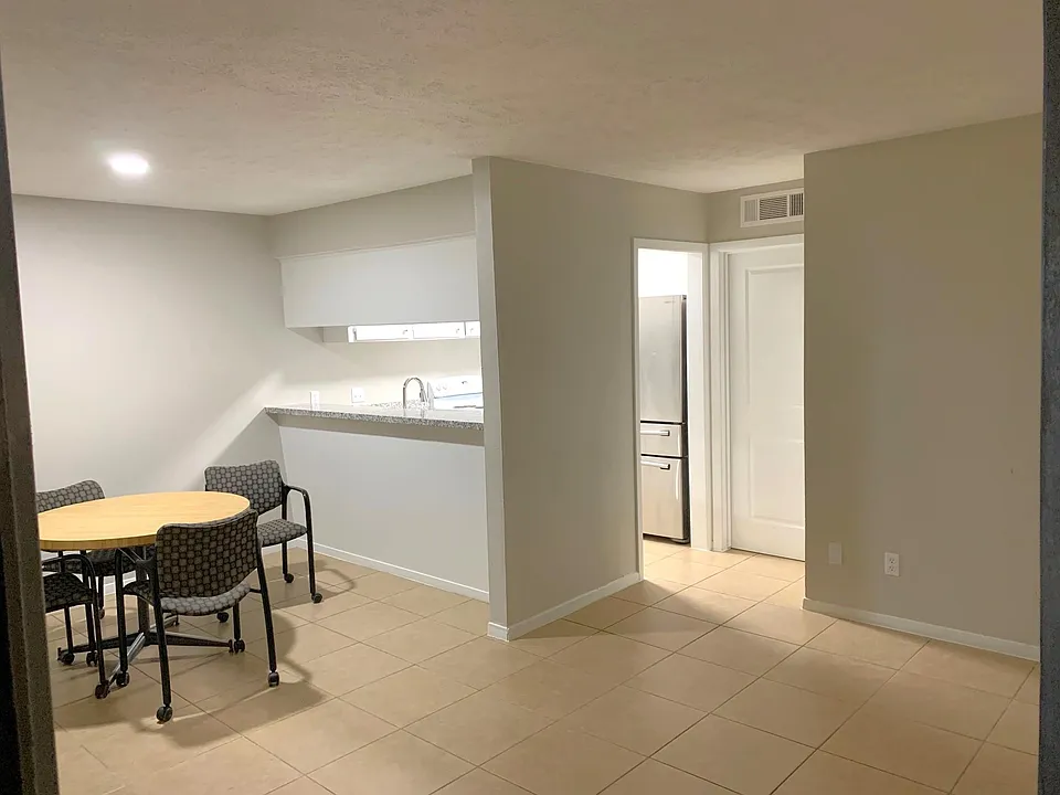 9733 Neuens Rd #3