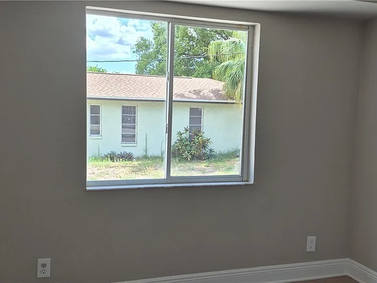 315 Cleveland Ave — Photo 22