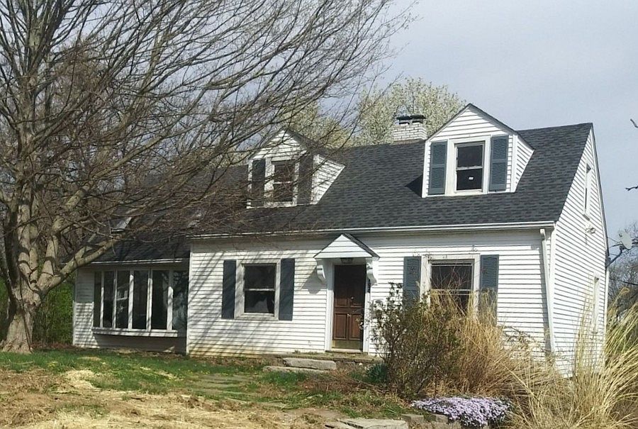 1st image of 3794 Mack Ave