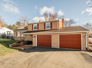 6 Hull Dr, Plainville, CT 06062