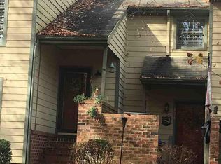 203 Broad Leaf Cir #203, Raleigh, NC 27613