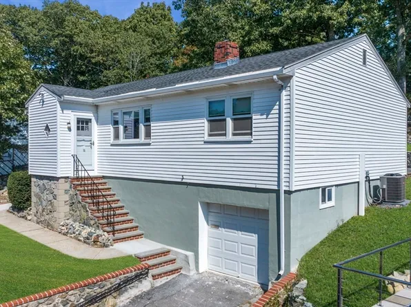 51 Maurice St, Medford, MA 02155