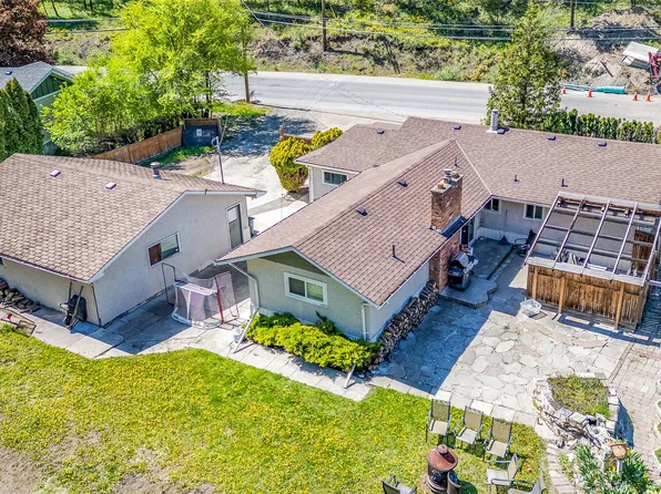 365 Clifton Rd, Kelowna, BC V1V 1A4