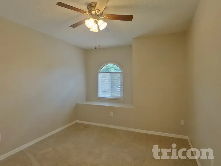 1330 Gangplank Dr — Photo 15