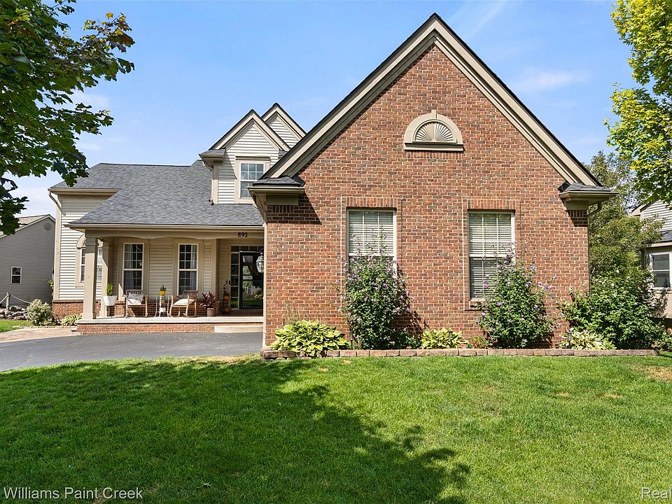 1st image of 892 W Peninsula Ct