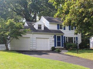 127 Forest Hills Rd, Rochester, NY 14625