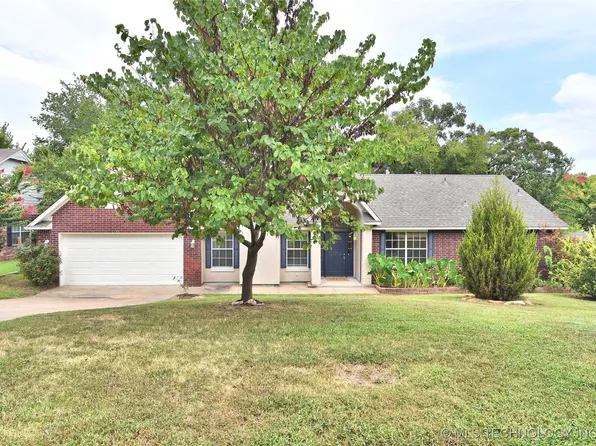 1216 N Moccasin St, Sapulpa, OK 74066