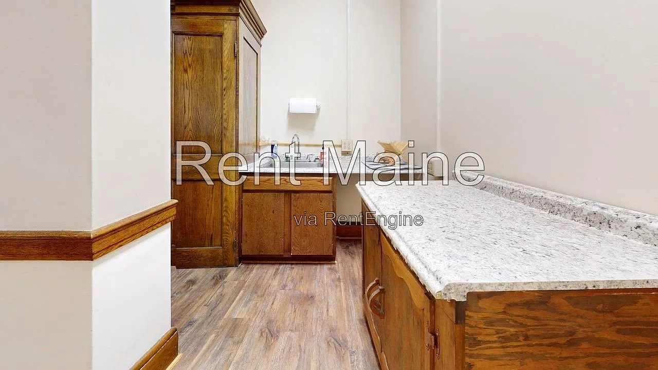Studio, 423 sqft, $500 — Photo 3
