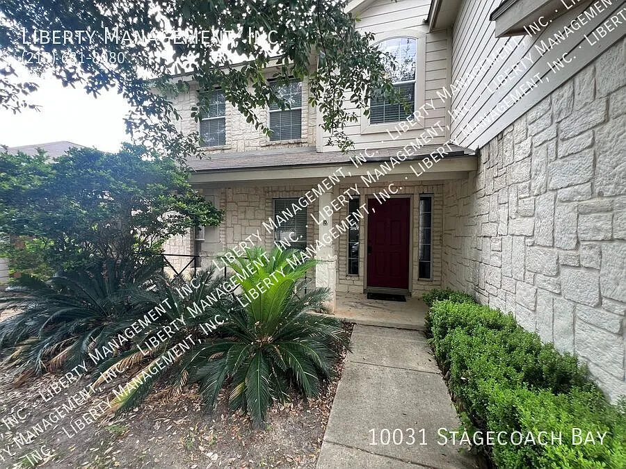 3 Bedroom, 2.5 Bath Home in Wildhorse — Photo 2