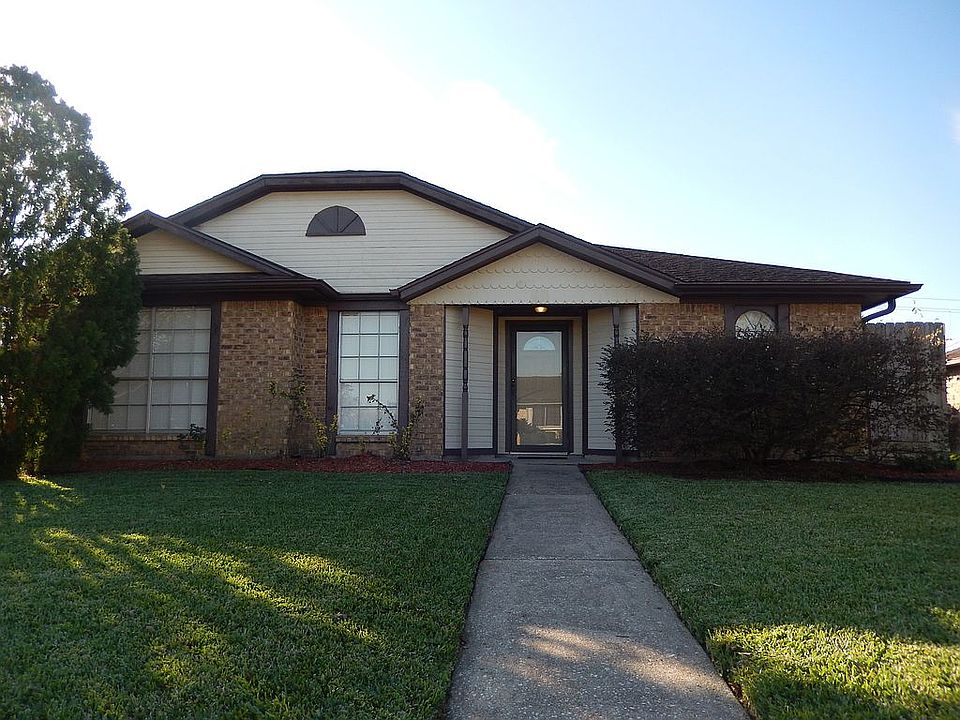 1st image of 4318 Rainy River Dr