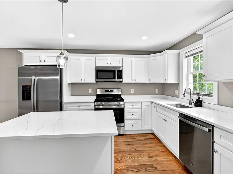 24 Crest Ave #1 — Photo 3