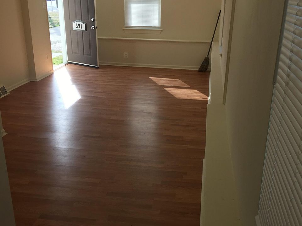Living room Room/Dining Area