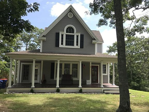 3rd image of 33 Livingston Dr