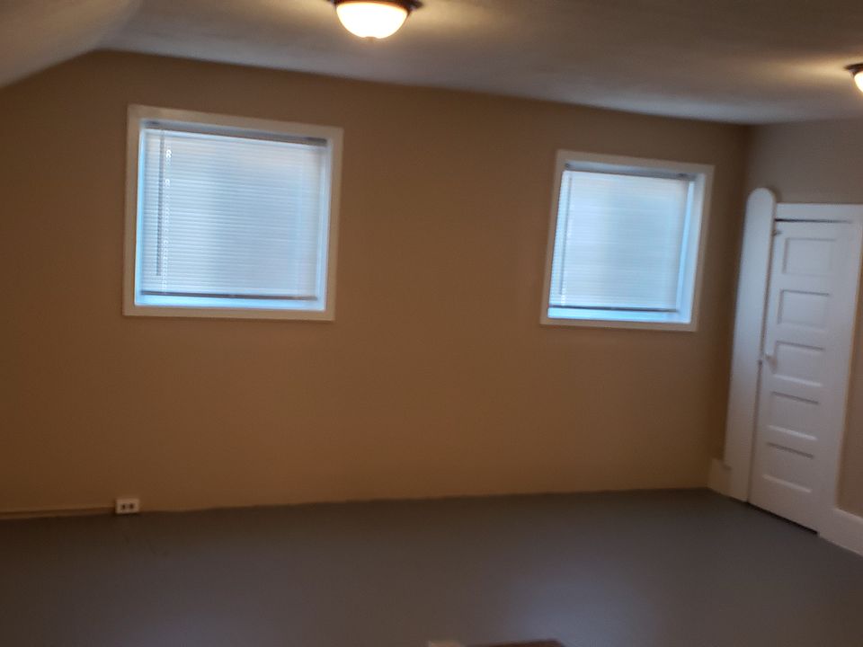 2nd image of 405 Arsenal St