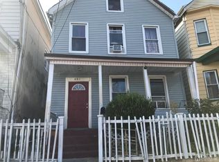 681 Elizabeth St, Perth Amboy, NJ 08861