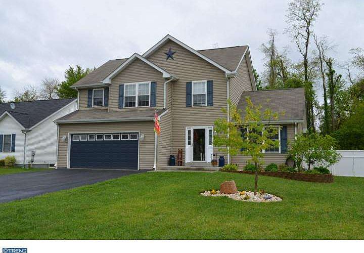 1st image of 510 Leahy St