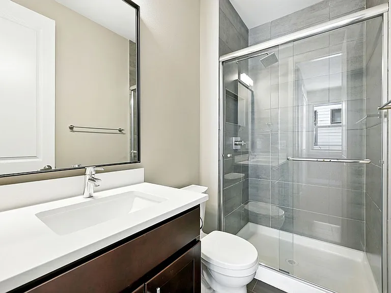 5630 S Sycamore St — Photo 15