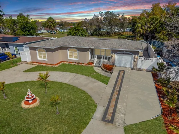 4767 26th Ave N, Saint Petersburg, FL 33713