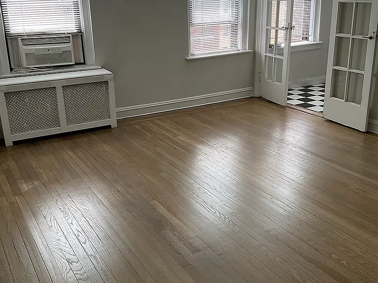 321 E 54th St #8B — Photo 3