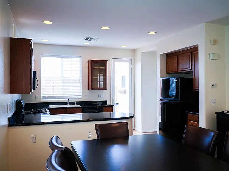 2334 Malaga Peak St — Photo 66